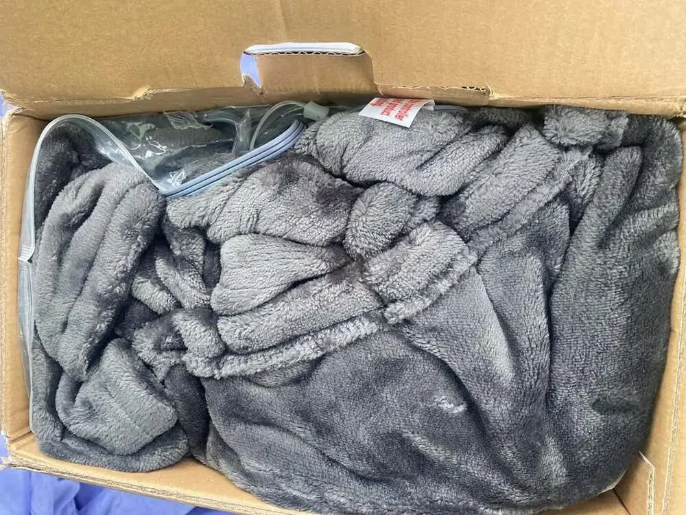 Sealy Silky Flannel Warming Blanket King Size Gray